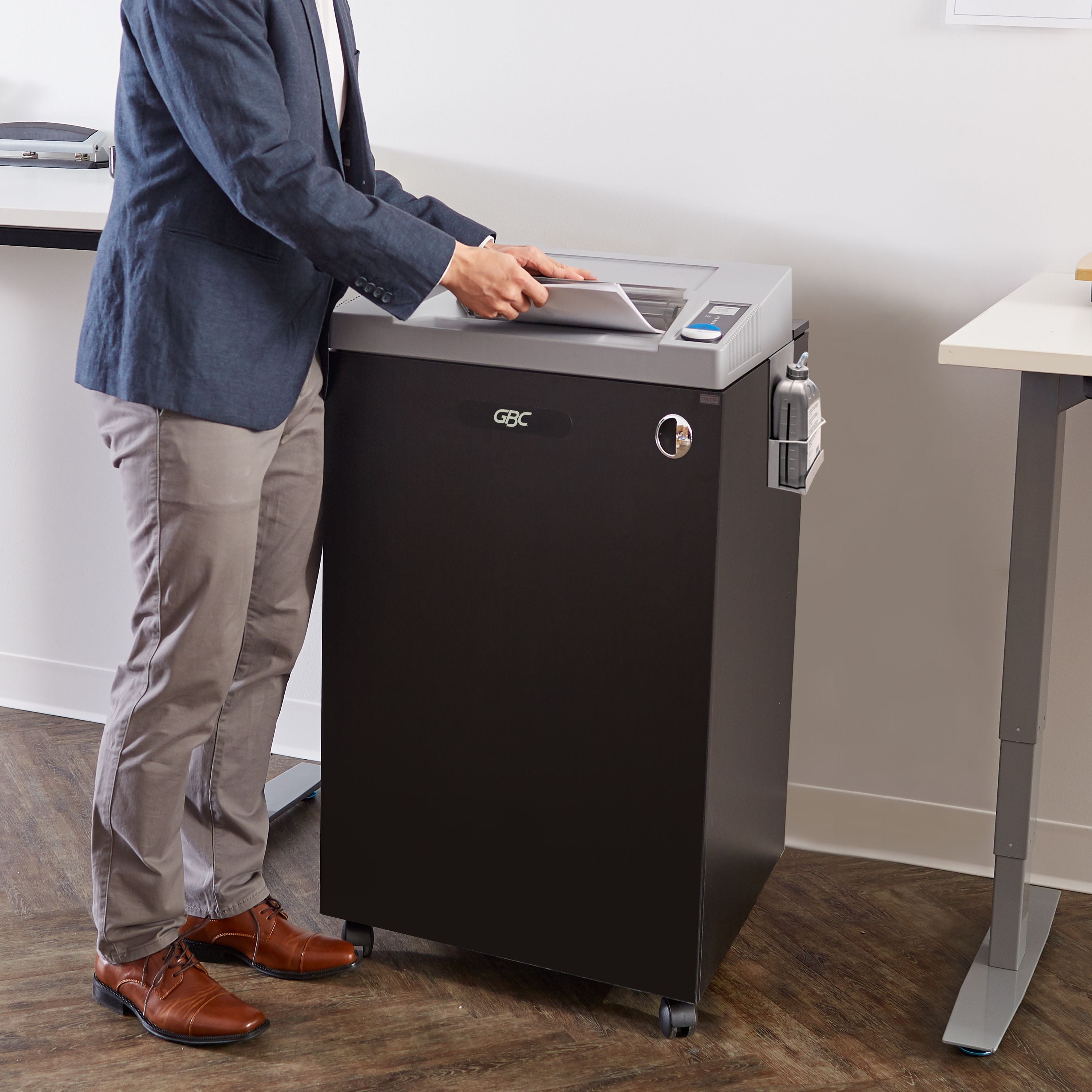 GBC CHS10-30 High Security Commercial Shredder